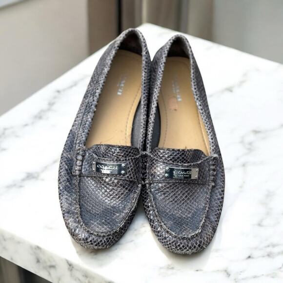 Coach Fredrica Loafers, Gray Textured Leather Flats/ Loafers GUC 7.5B - Picture 2 of 11